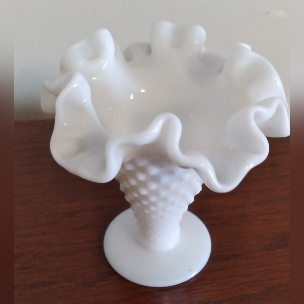Fenton Small Hobnail White Milkglass Vase